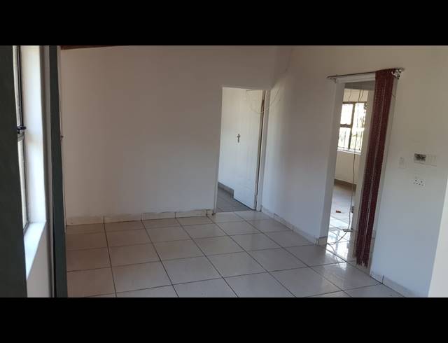 3 BEDROOM FREEHOLD FOR SALE IN NORTHDALE